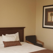 St George Inn & Suites