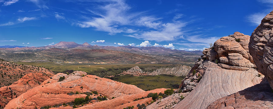 Views from the Lower Sand Cove trail to the Vortex formation, by Snow Canyon State Park